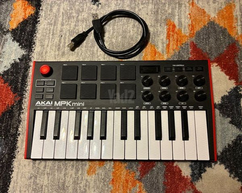 מקלדת שליטה Akai MPK Mini MK3