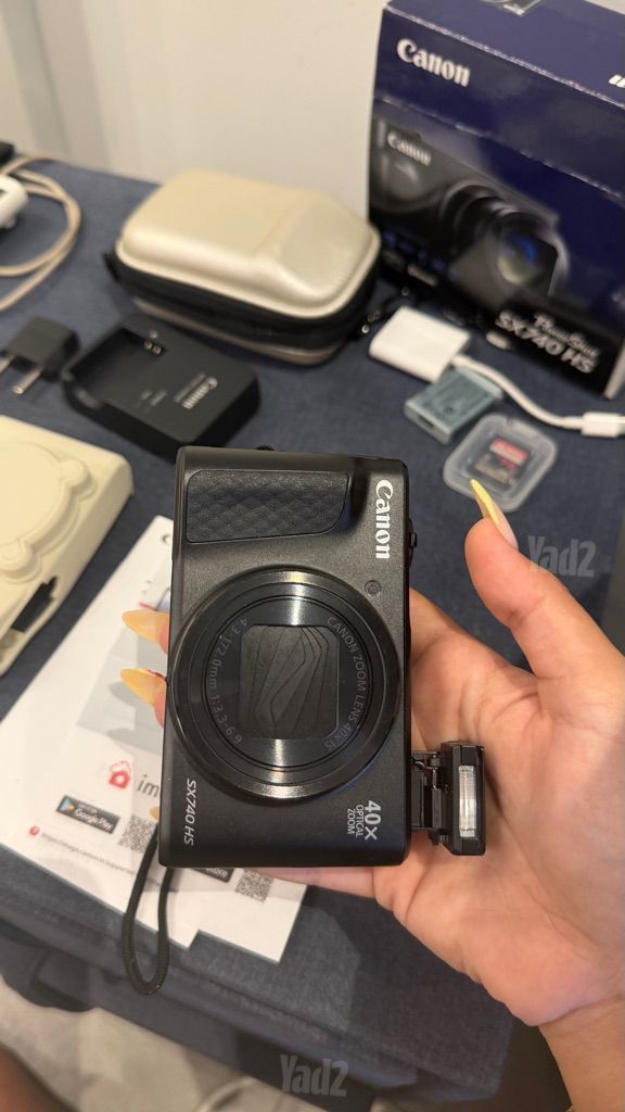 מצלמת קנון SX740