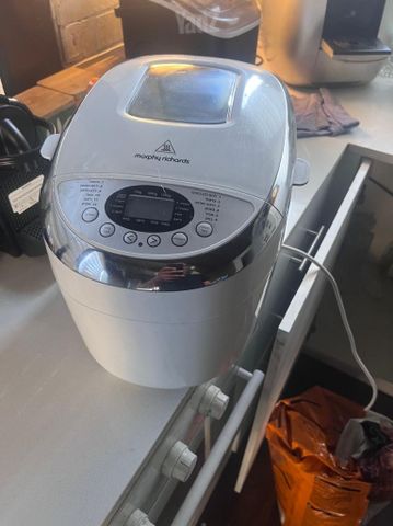 אופה לחם Morphy Richards