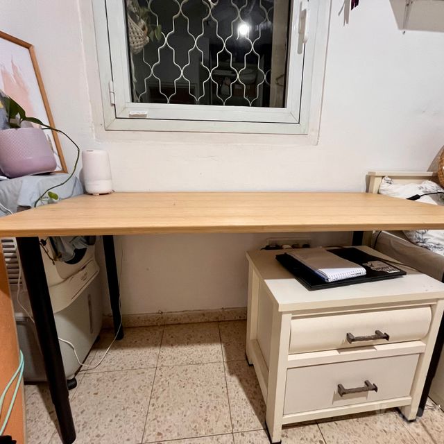שולחן איקאה ANFALLARE
