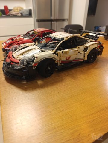 לגו 488 Porsche 911 Ferrari