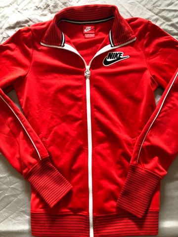 עליונית Nike Track Jacket