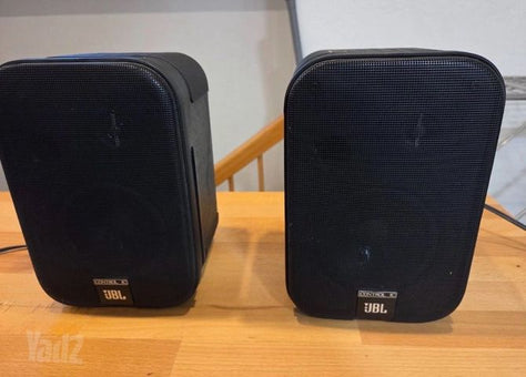 רמקולים jbl למרפסת