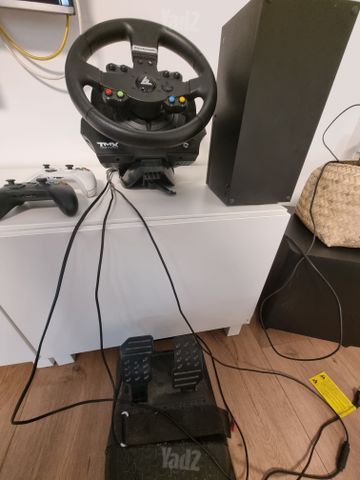 XBOX SERIES X + הגה + דוושות