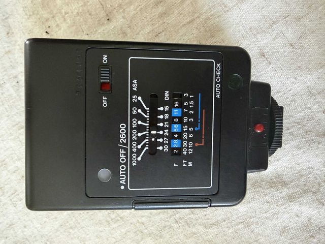 מצלמת פילם Canon AE-1 Program