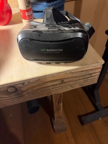 VR