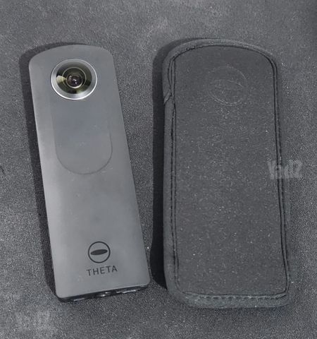 מצלמת 360 Ricoh THETA S
