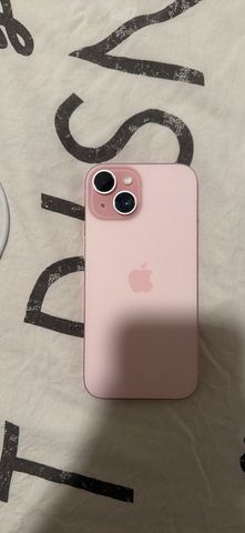 אייפון 15 ורוד 128GB
