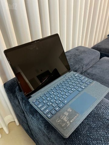Microsoft Surface pro 11