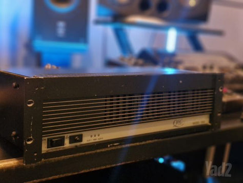 מגבר QSC 1200