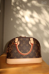 Louis Vuitton Alma BB Monogram