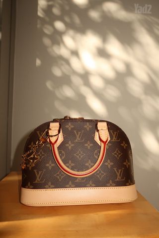 Louis Vuitton Alma BB Monogram