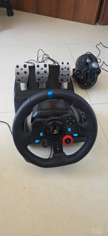 Logitech G29 Driving