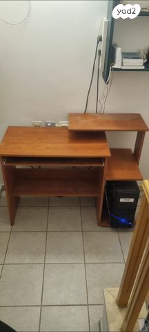 שולחן מחשב