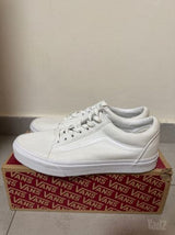 old skool true white vans