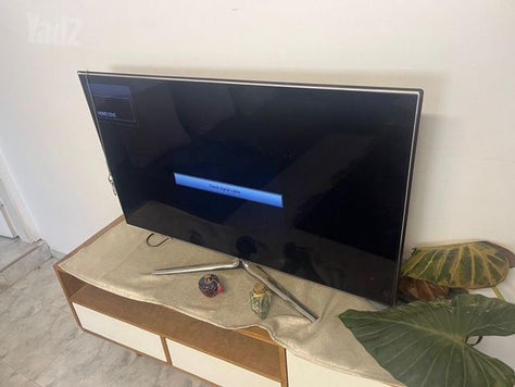 מסך טלוויזיה 48״