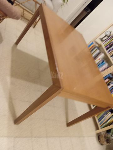 שולחן אוכל