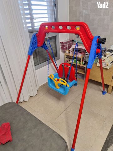 נדנדה לבית עד גיל 3
