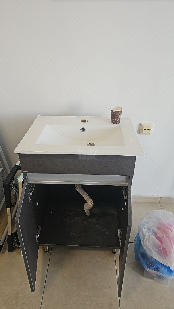ארון אמבטיה