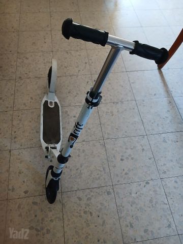 קורקינט.