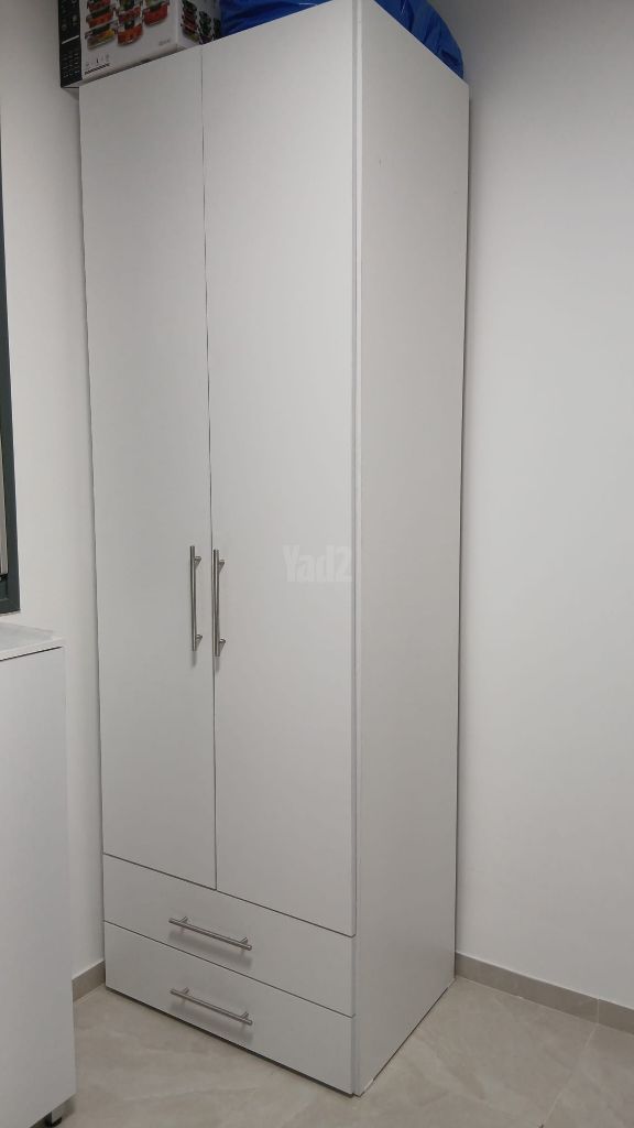ארון כחדש
