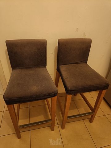 2 כיסאות בר