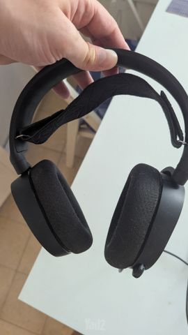 אוזניות SteelSeries Arctis