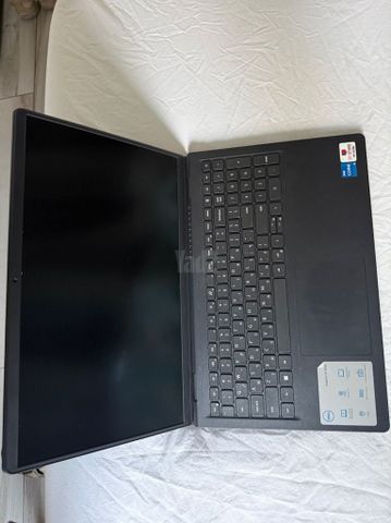 מחשב נייד Dell Inspiron 15