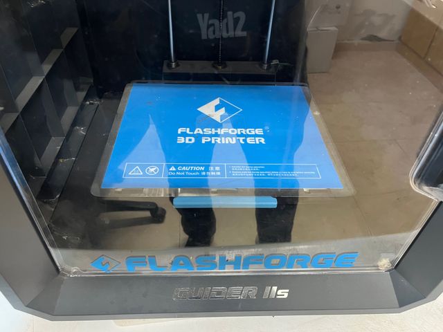 מדפסת 3d:flashfourge,iis