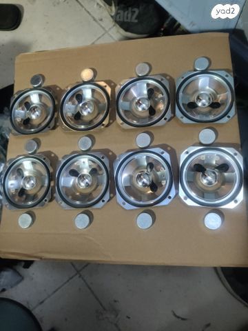 מגש 20 רמקולים ב-20 ש"ח