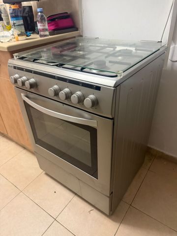 תנור וכיריים