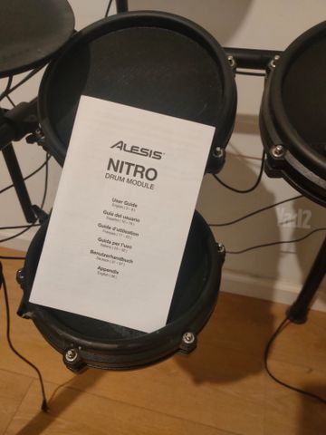 ערכת תופים alesis nitro