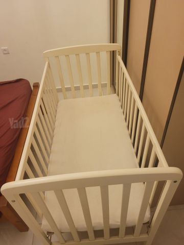 מיטת תינוק