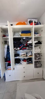ארון בגדים
