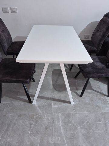 שולחן כתיבה