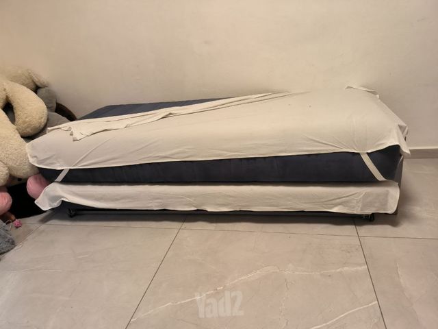 2 מיטות יחיד aeroflex
