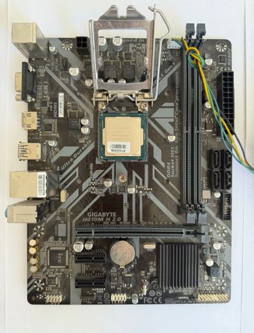 Gigabyte H310M + Intel i5-9400