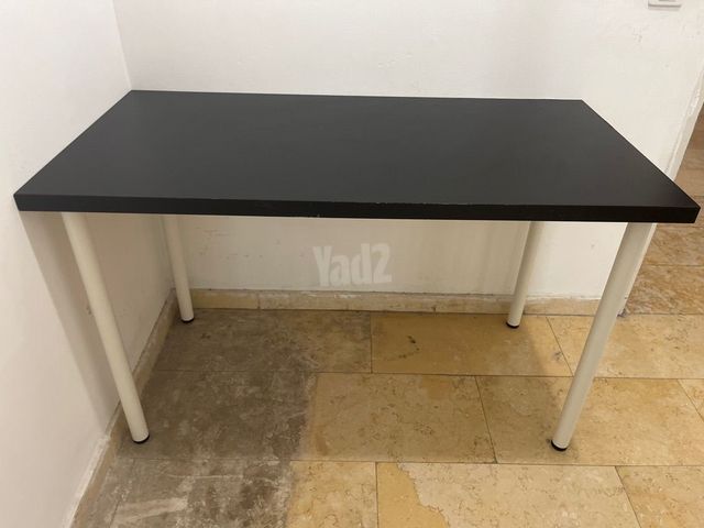 שולחן