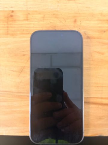 iPhone 16 pro 128 gb