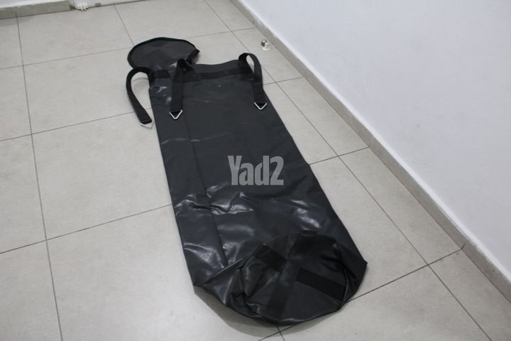 שק איגרוף + קרבינה הברגה