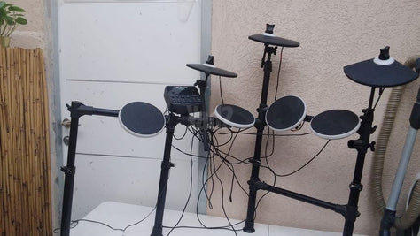 מערכת תופים Alesis DM Lite