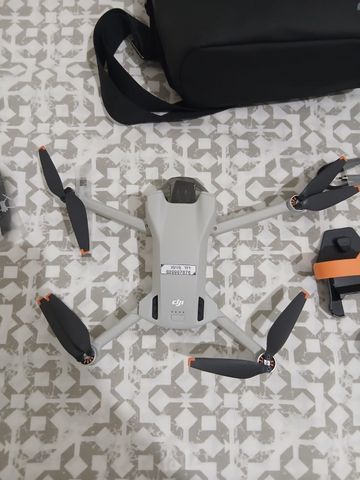רחפן DJI