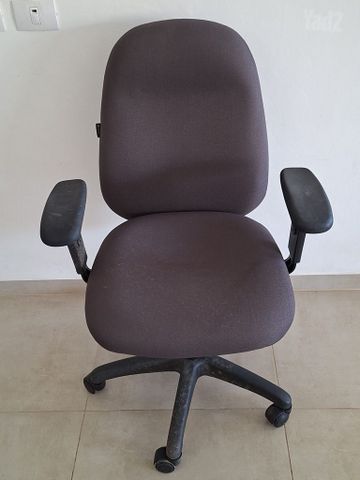 כסא מזכירה