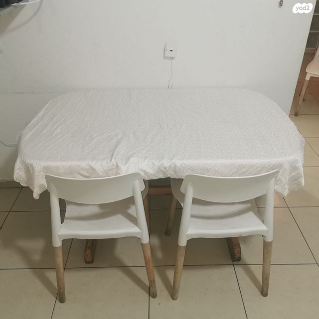 שלחן