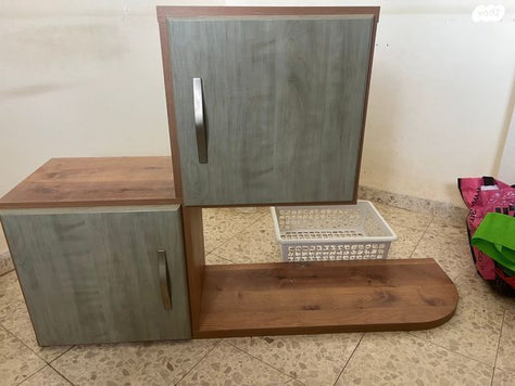 שידה תליה