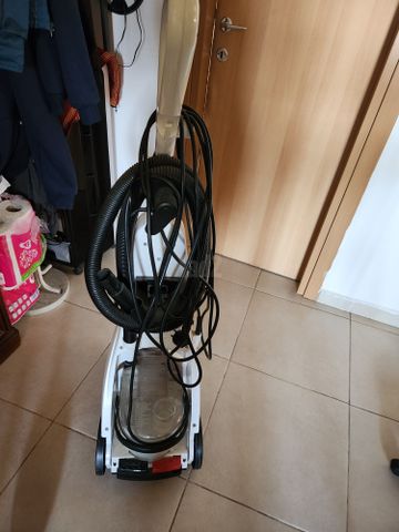 מנקה שטיחים