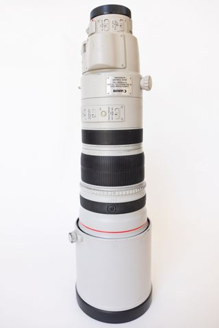 Canon 200-400 f4L IS 1.4x עדשת