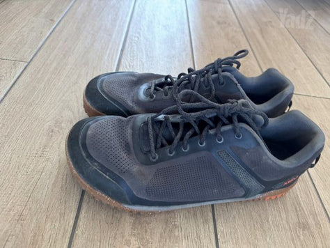 Xero Ridgeway שחור 43.5