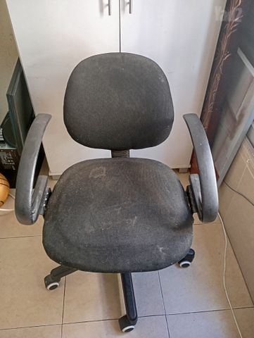 כסא משרדי