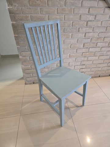 6כסאות 2לבן 4תכלת